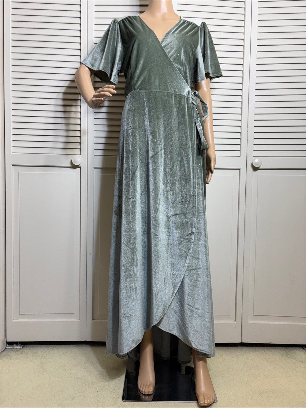 NWT Baltic Born Sage Green Velvet Wrap Maxi Dress with Glitter XL